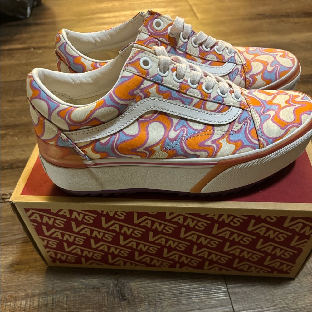 Vans UV Ink Peace, size 8.0 women/ 6.5 men.